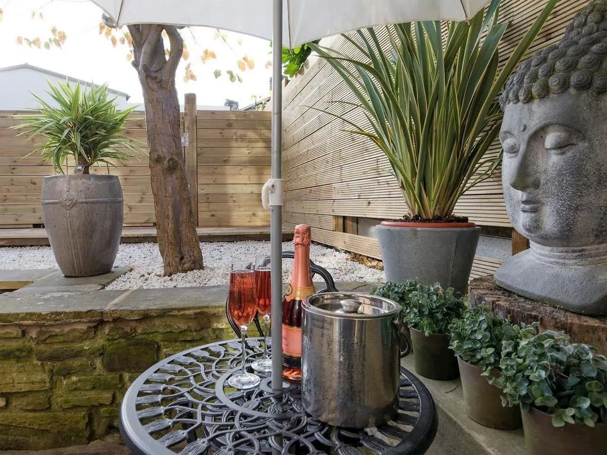 Old Chapel House Villa Barnoldswick Holiday home